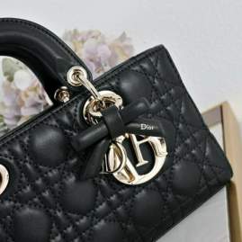 Picture of Dior Handbags _SKUfw239325801fw